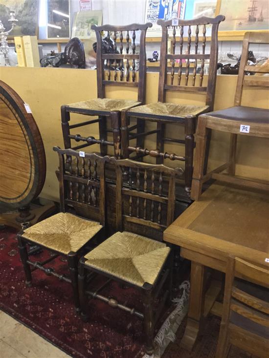 Oak dining table & 4 Lancashire spindle back chairs